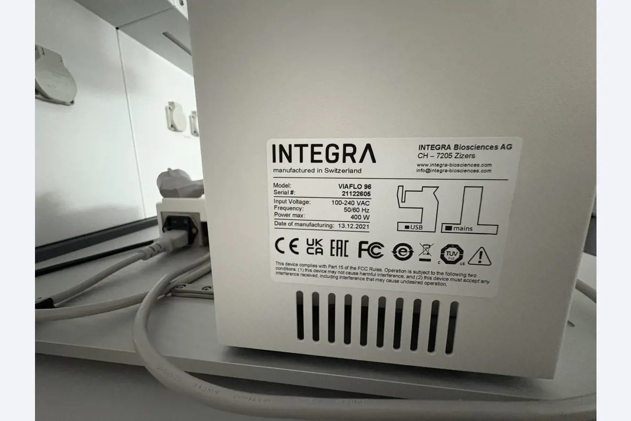 High-quality laboratory and analysis equipment-5
