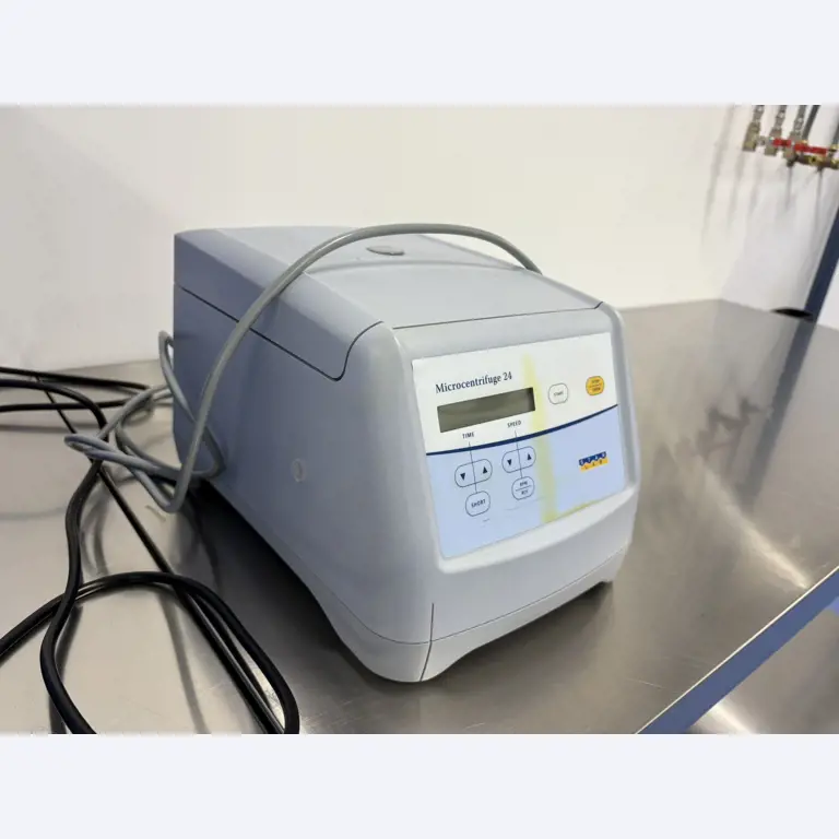 Hochwertige Labor- und Analysegeräte-3