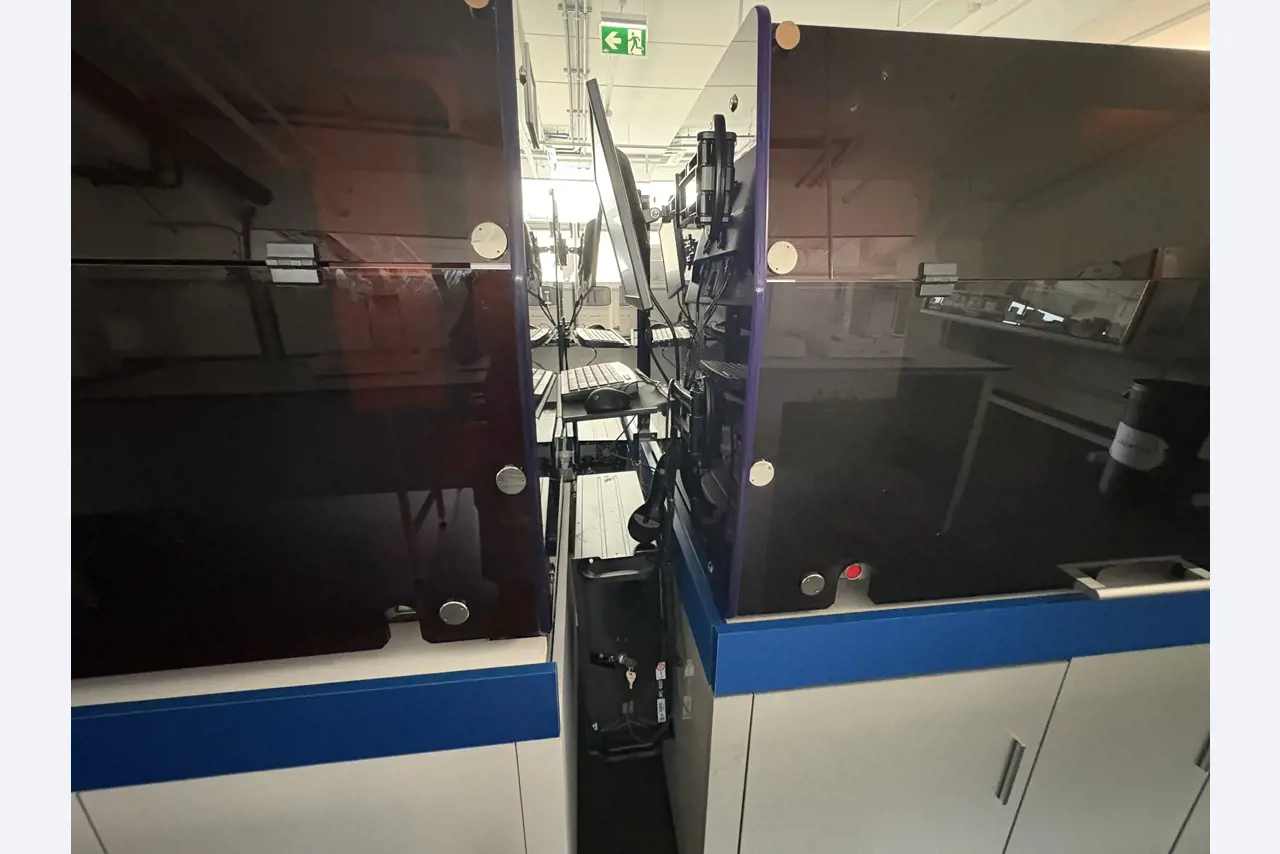 High-quality laboratory and analysis equipment-7