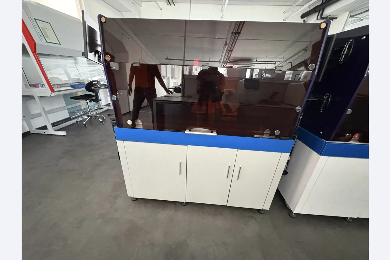 High-quality laboratory and analysis equipment-5