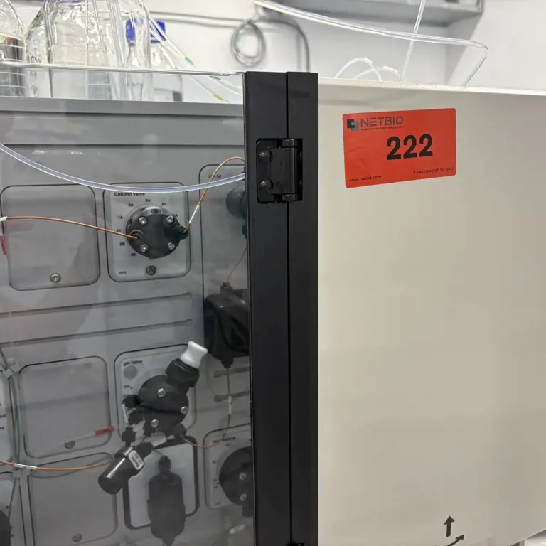 Sistema de cromatografia FPLC Cytiva ÄKTA Avant 25
