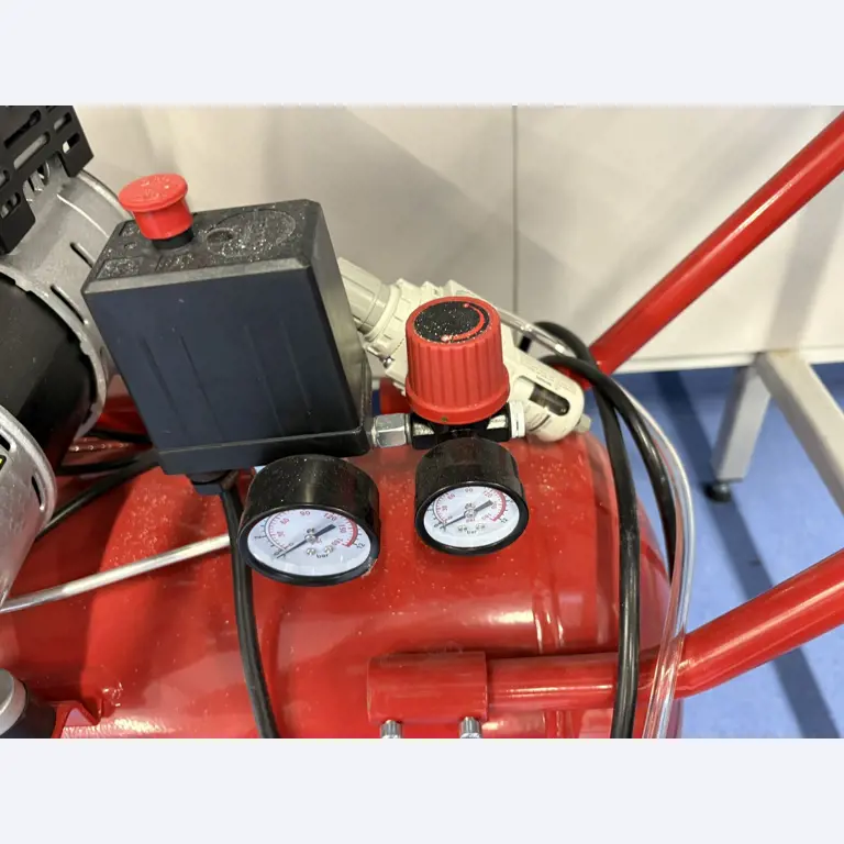 Vysoce kvalitní laboratorní a analytické vybavení-6