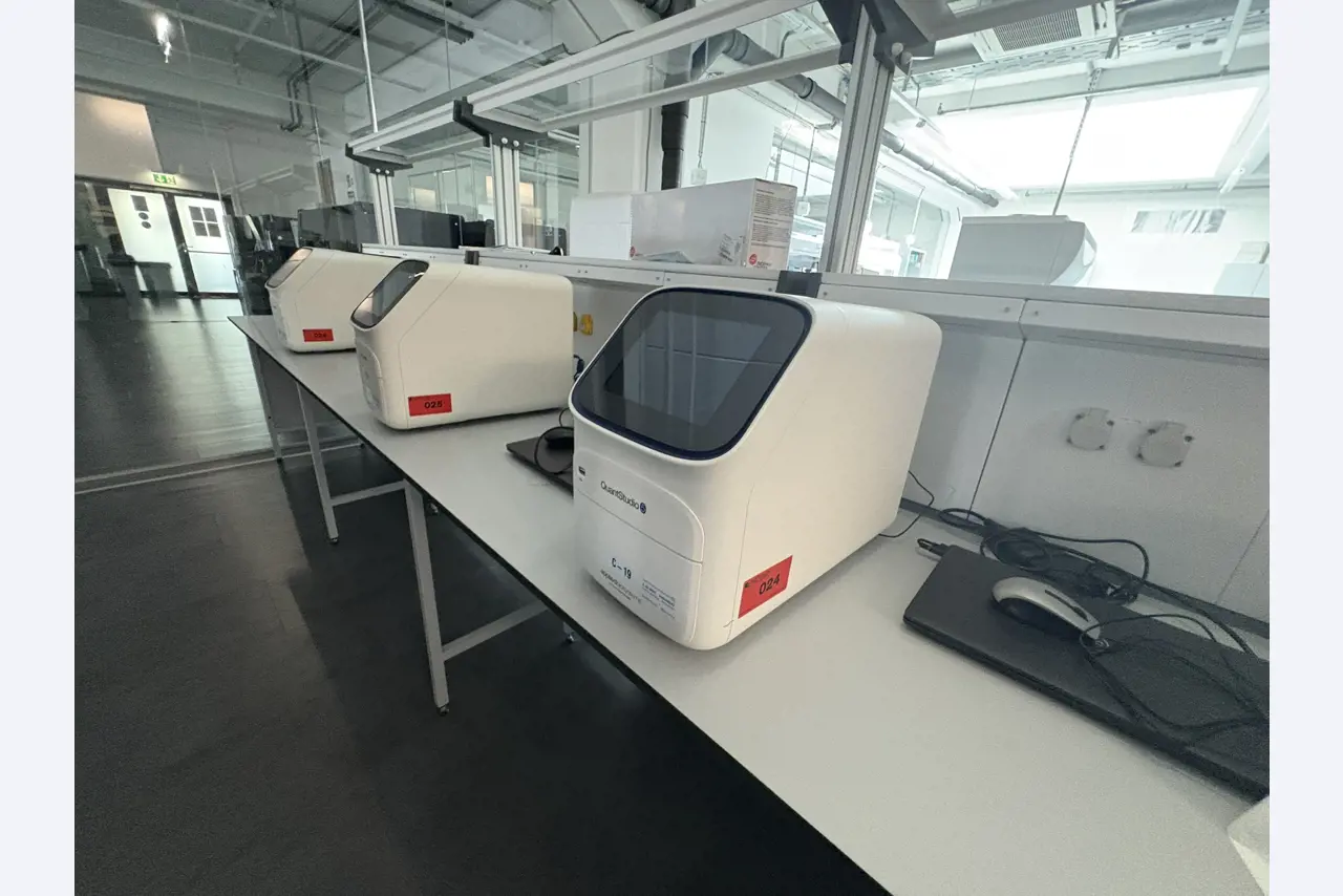 High-quality laboratory and analysis equipment-2