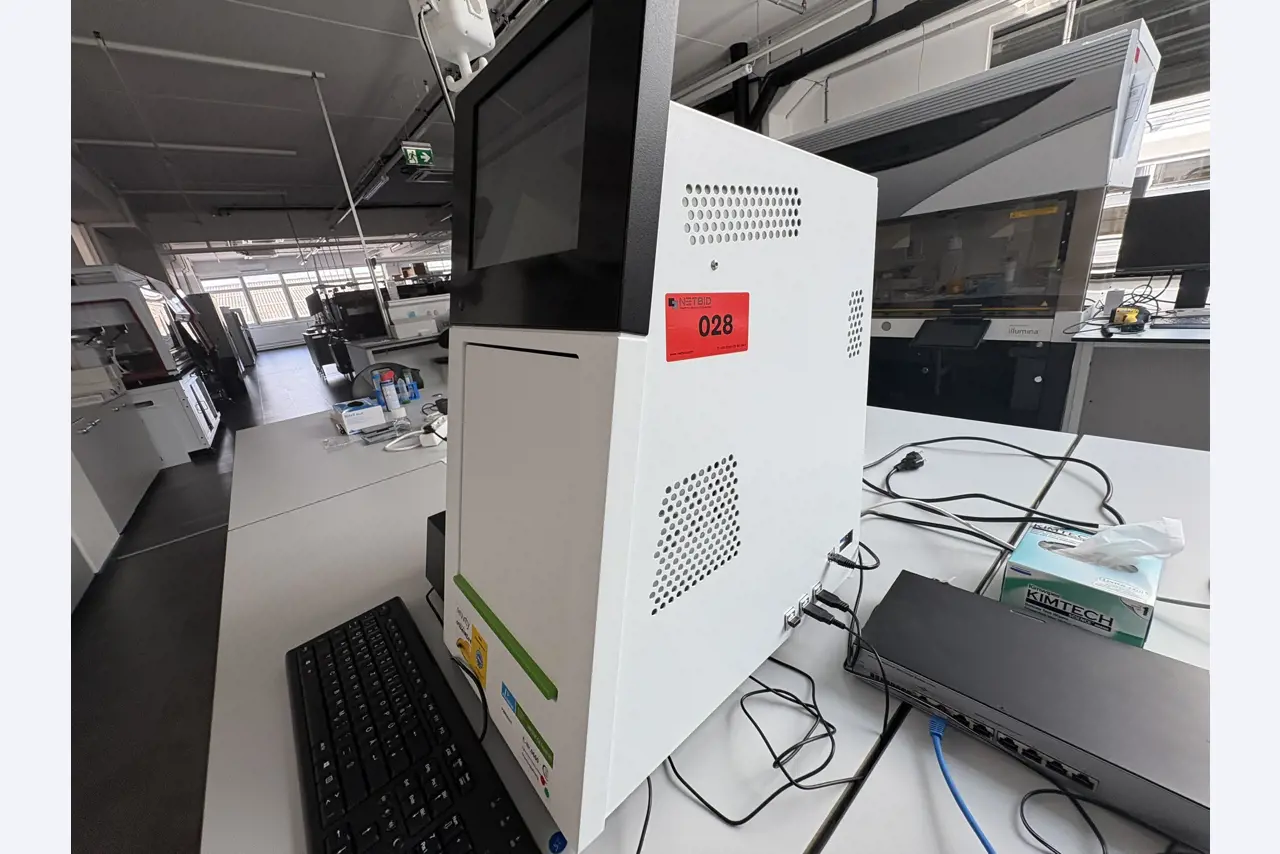 High-quality laboratory and analysis equipment-1