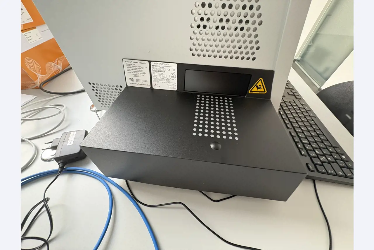 High-quality laboratory and analysis equipment-6