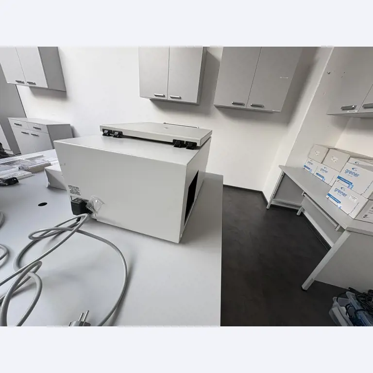 High-quality laboratory and analysis equipment-4