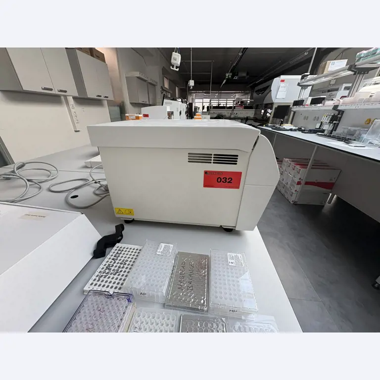 High-quality laboratory and analysis equipment-1