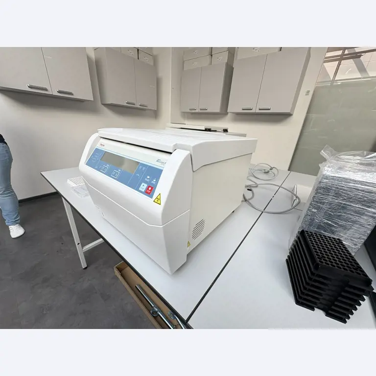 High-quality laboratory and analysis equipment-3