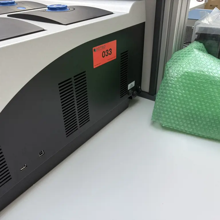 PCR device Cole-Parmer PCR Max