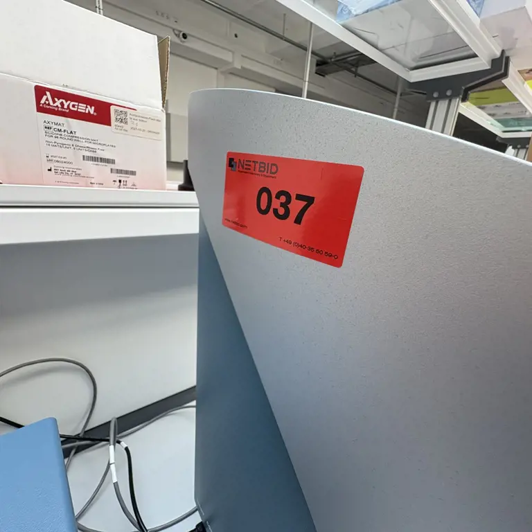 Ultrasonic homogenizer Qsonica Sonicator/ Thermo Cube