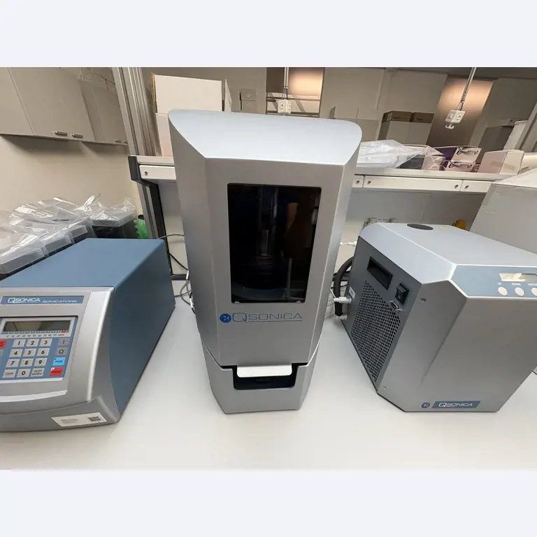 High-quality laboratory and analysis equipment-6