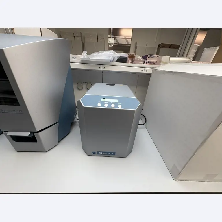 High-quality laboratory and analysis equipment-7