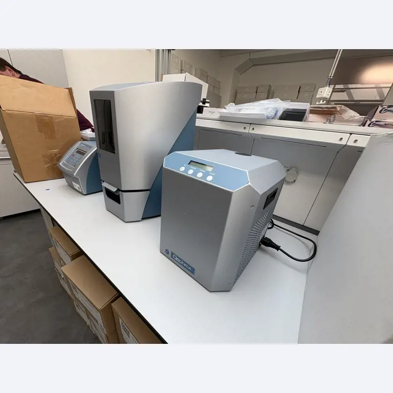 High-quality laboratory and analysis equipment-8