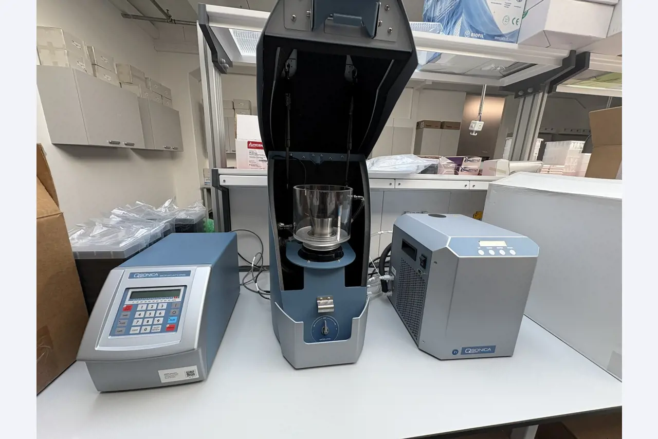 High-quality laboratory and analysis equipment-9