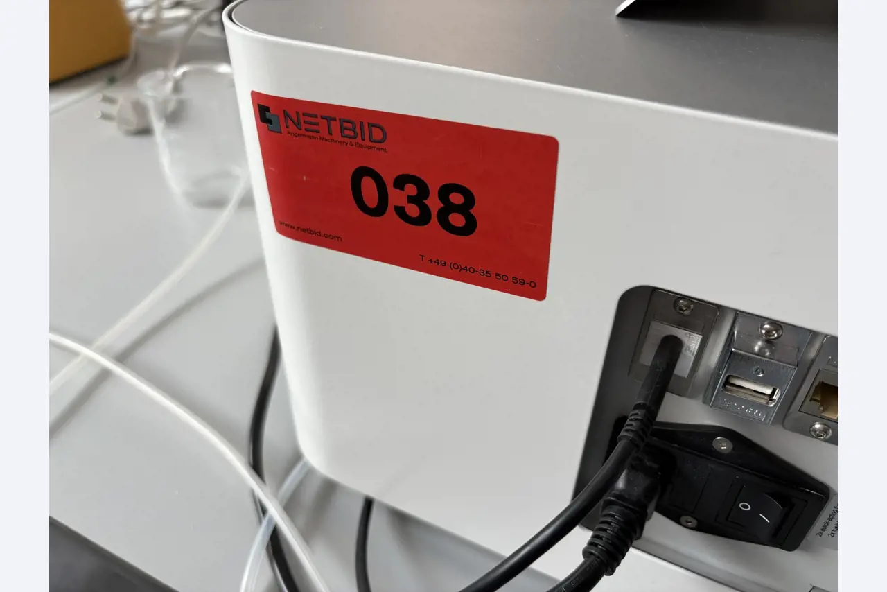 High-quality laboratory and analysis equipment-1
