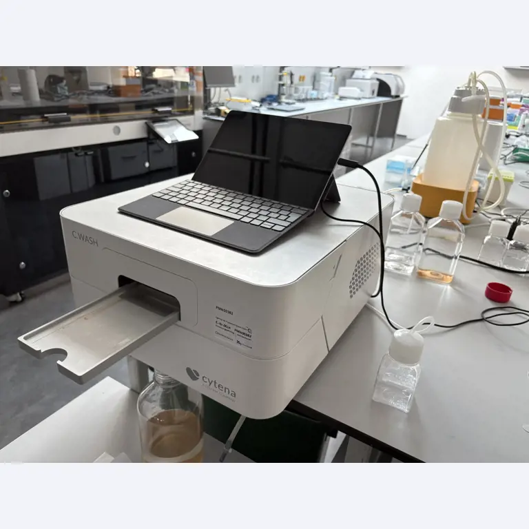 High-quality laboratory and analysis equipment-3
