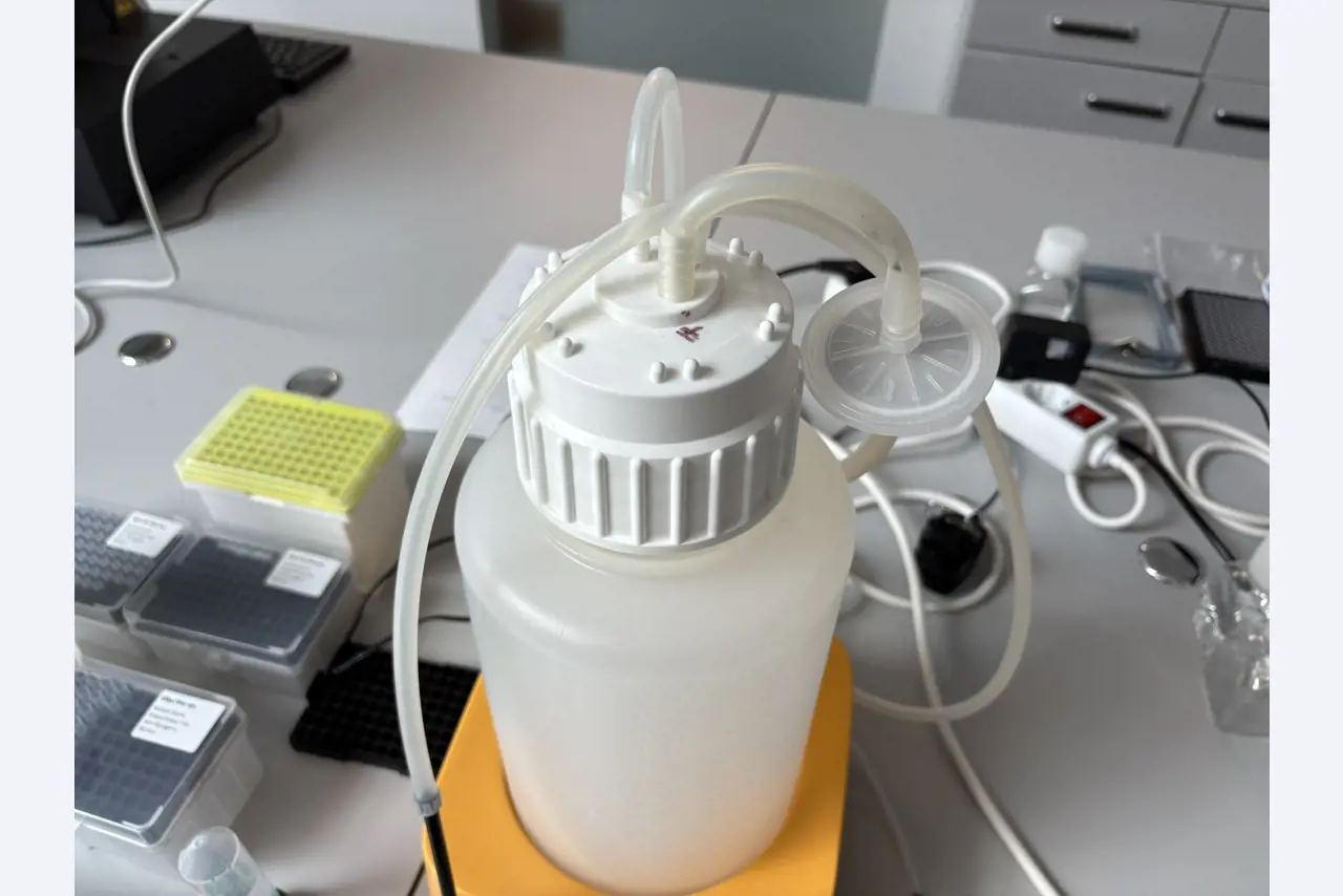 High-quality laboratory and analysis equipment-6