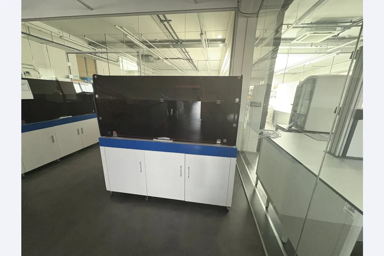 High-quality laboratory and analysis equipment-2