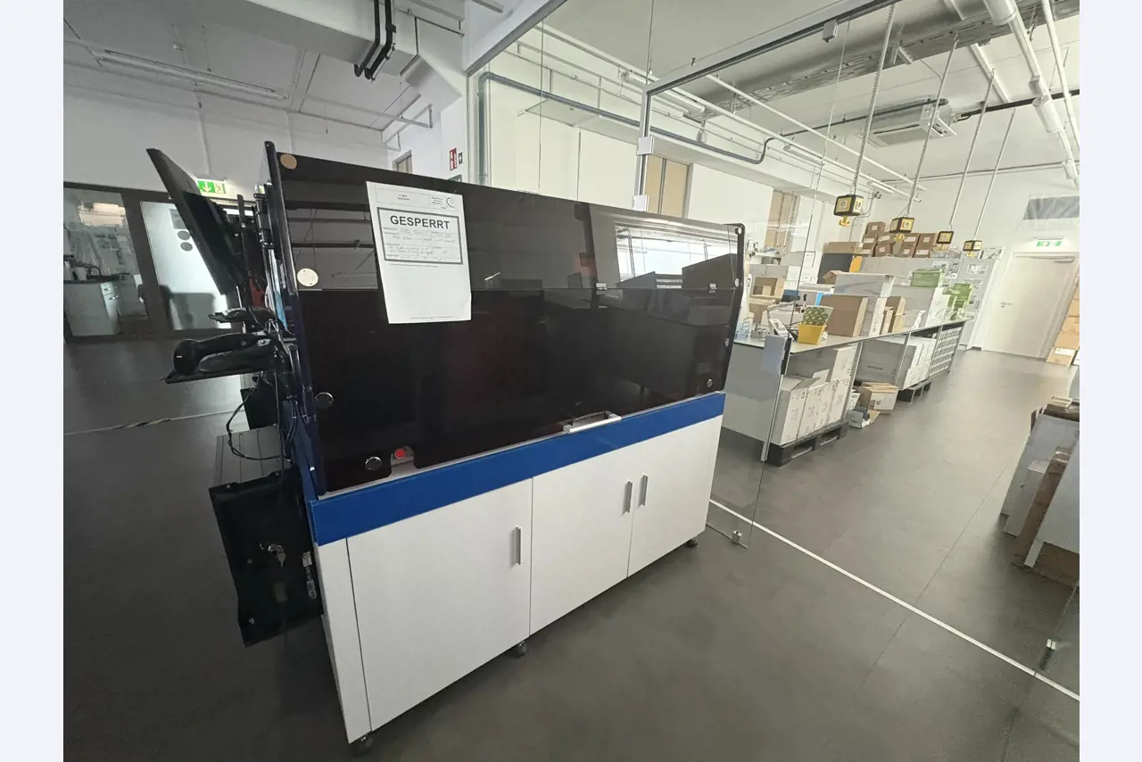 High-quality laboratory and analysis equipment-3