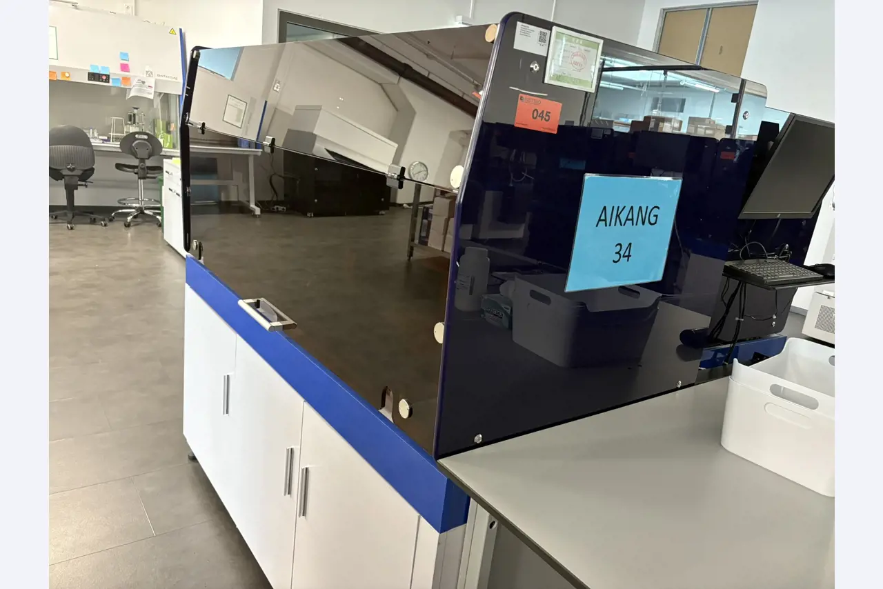 Vysoce kvalitní laboratorní a analytické vybavení-2