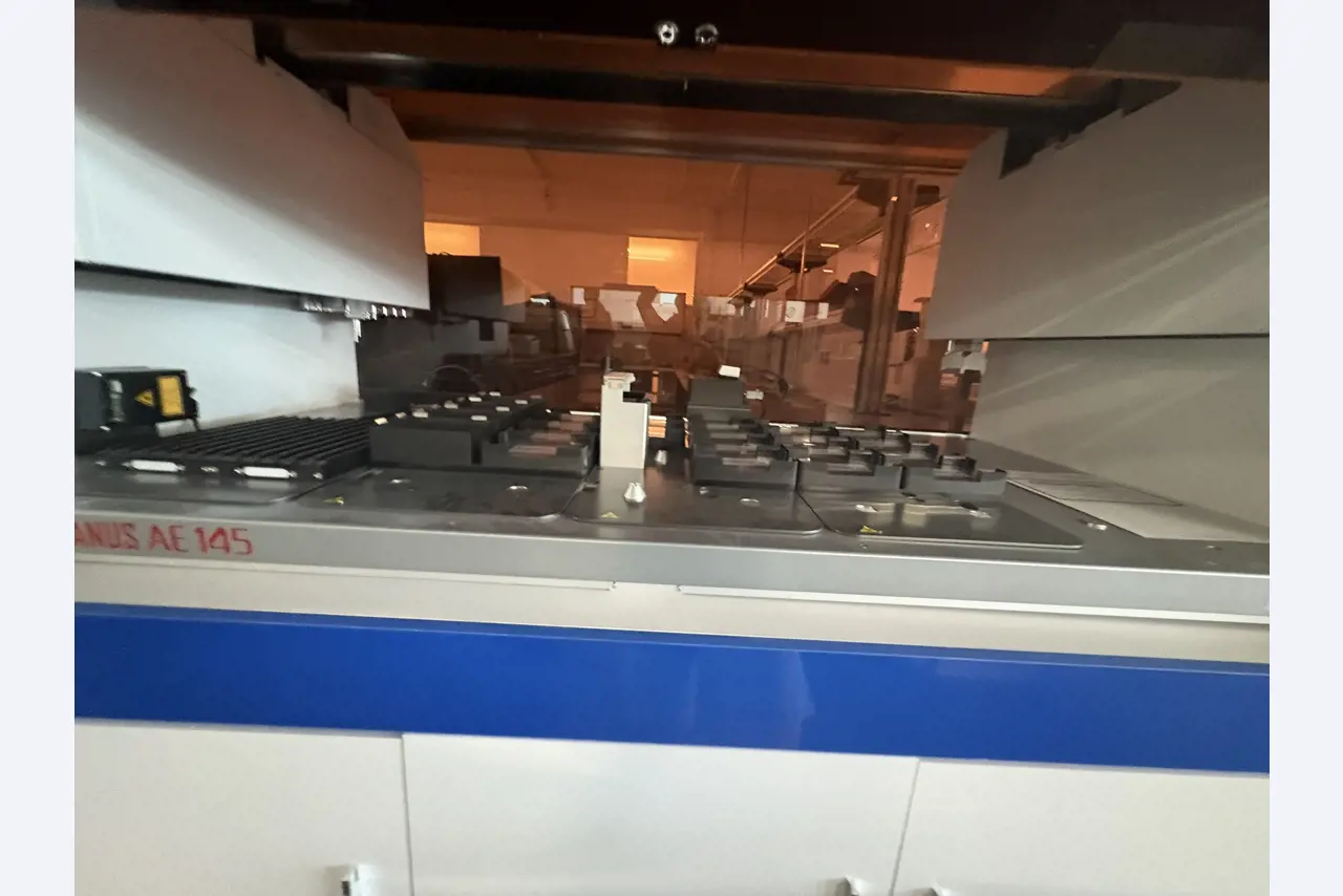 High-quality laboratory and analysis equipment-4