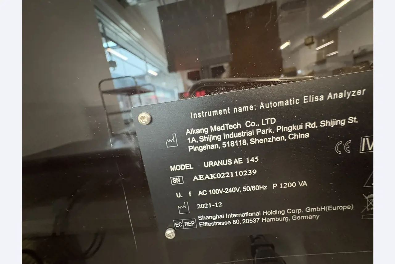 Visokokakovostna laboratorijska in analitska oprema-5