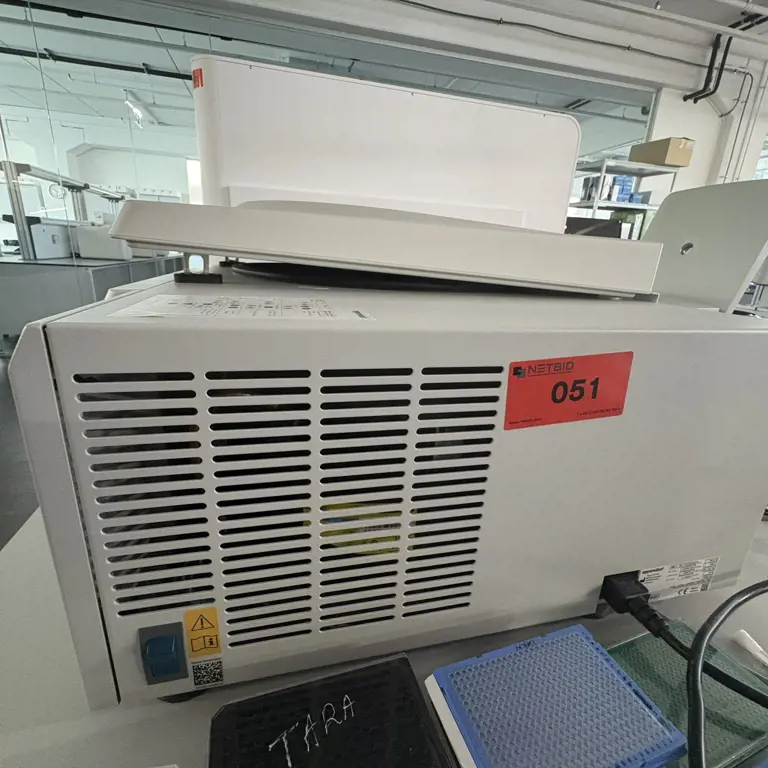 Cooling centrifuge Eppendorf 5810R