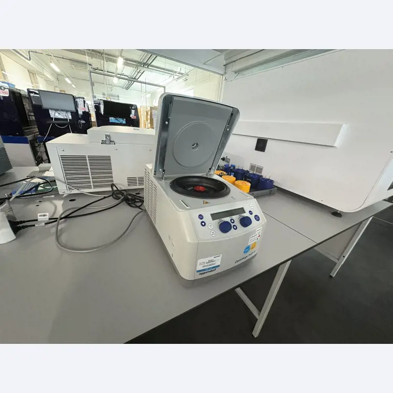 High-quality laboratory and analysis equipment-3