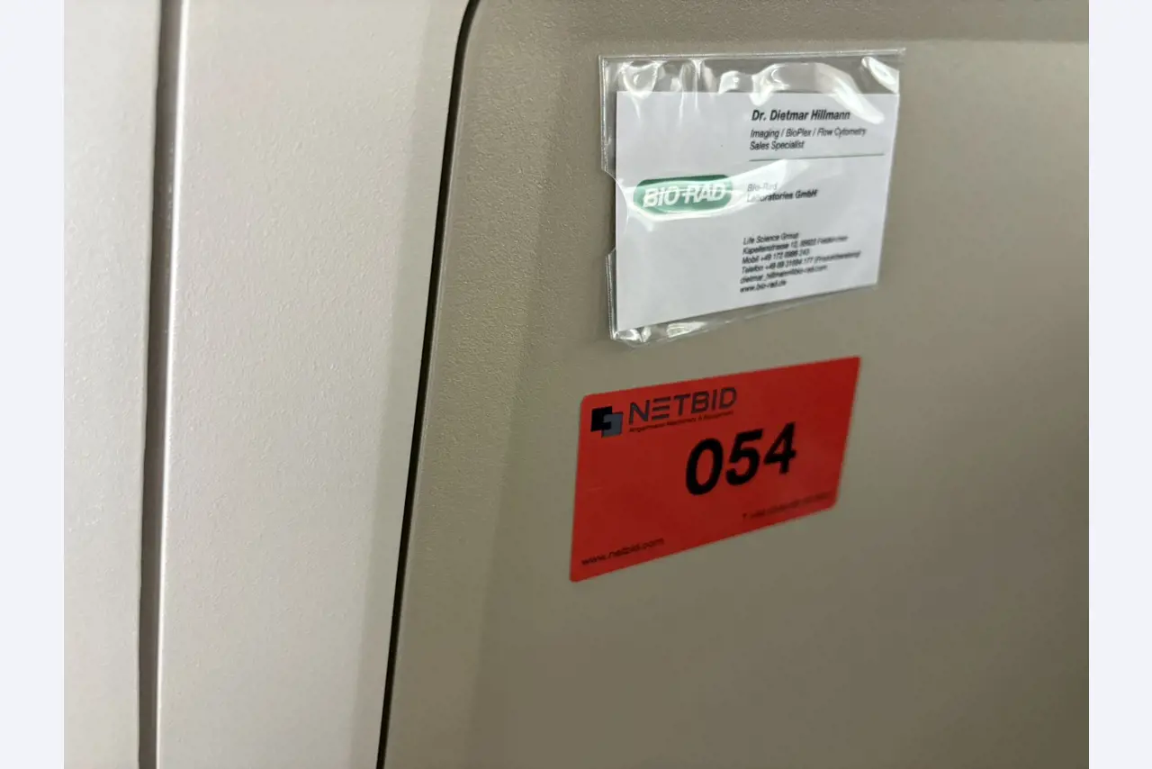 High-quality laboratory and analysis equipment-1