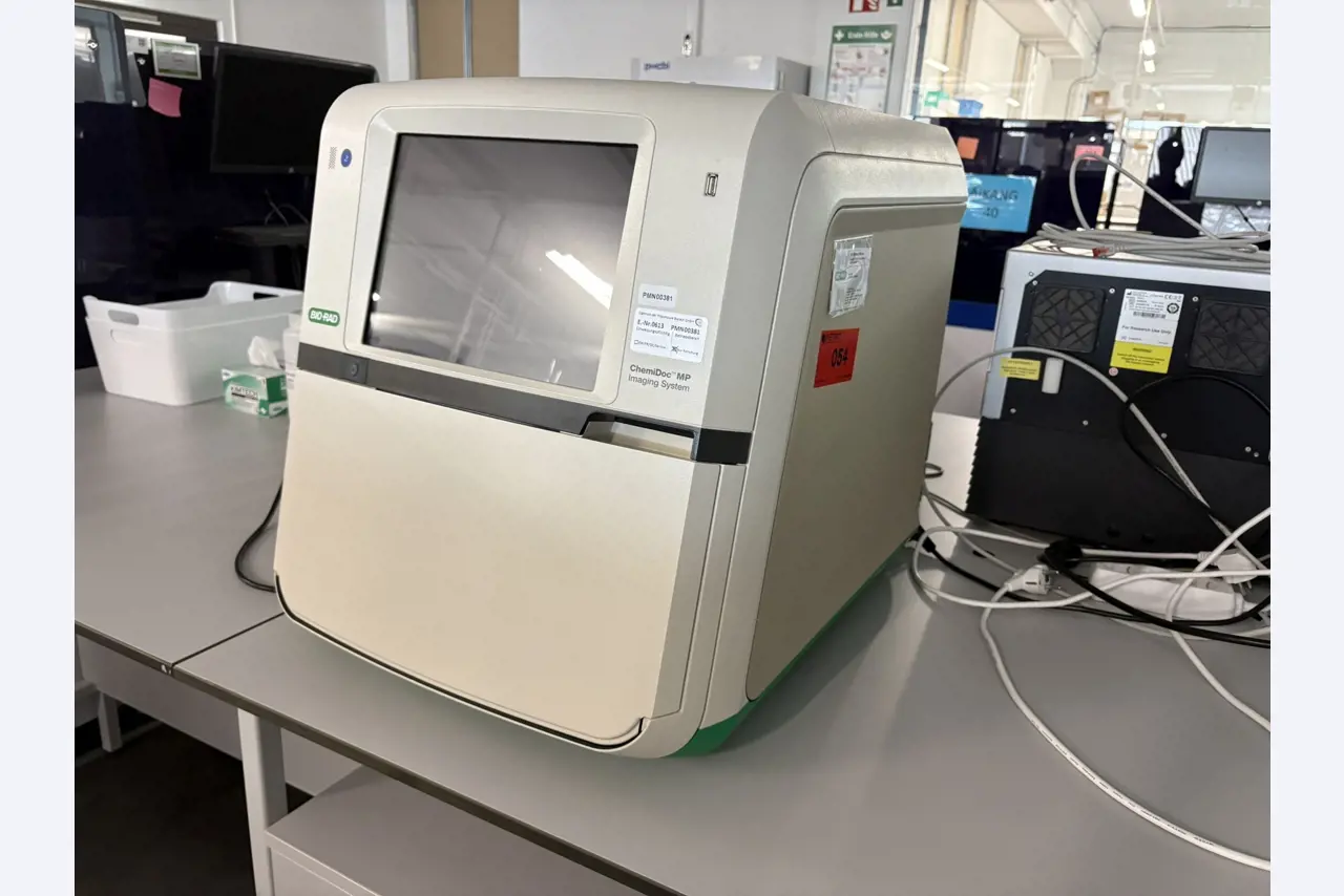 High-quality laboratory and analysis equipment-2