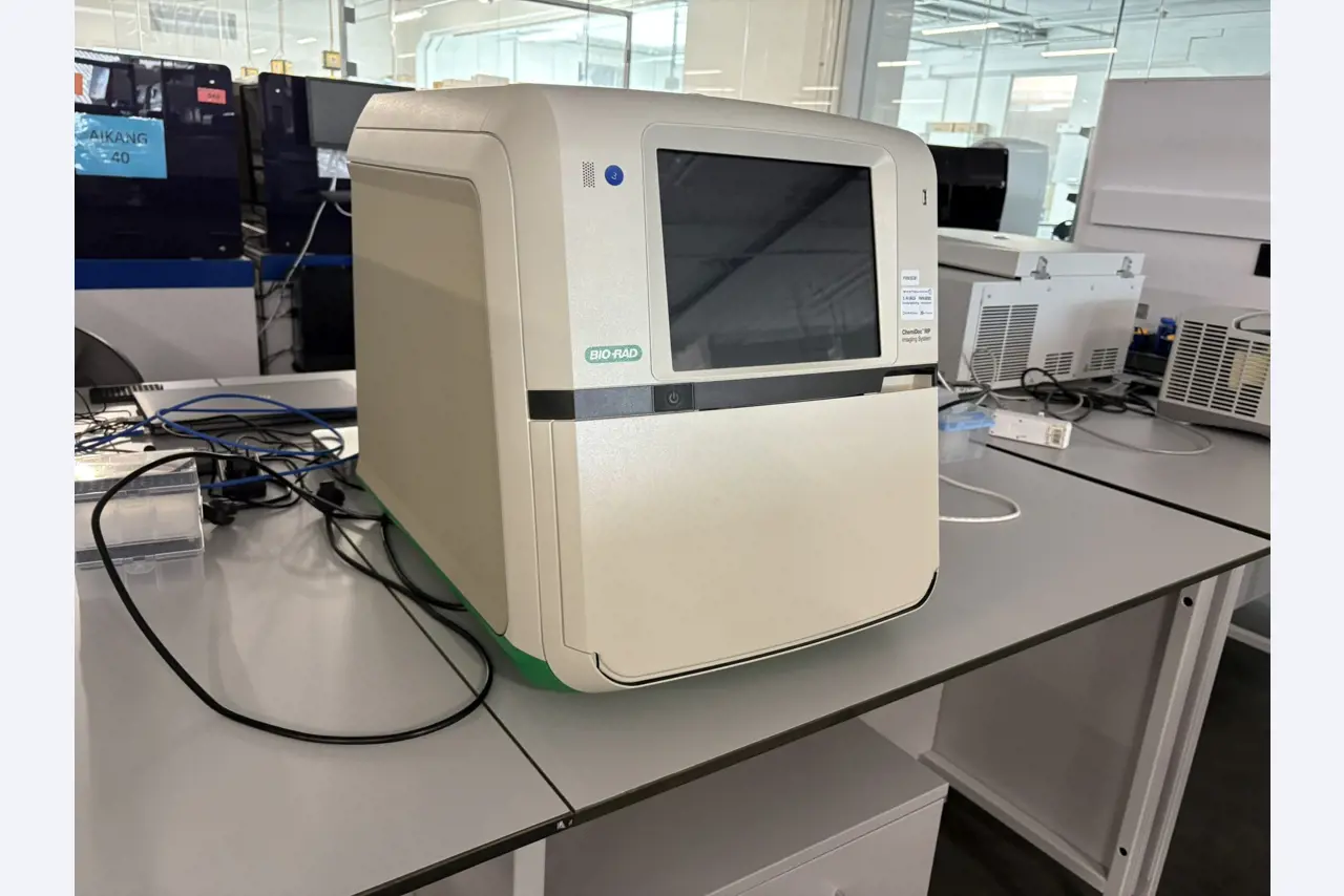 High-quality laboratory and analysis equipment-3