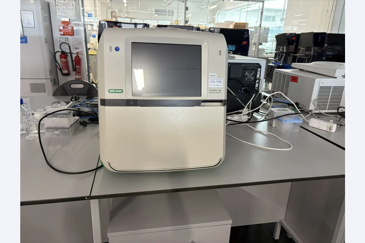 High-quality laboratory and analysis equipment-4