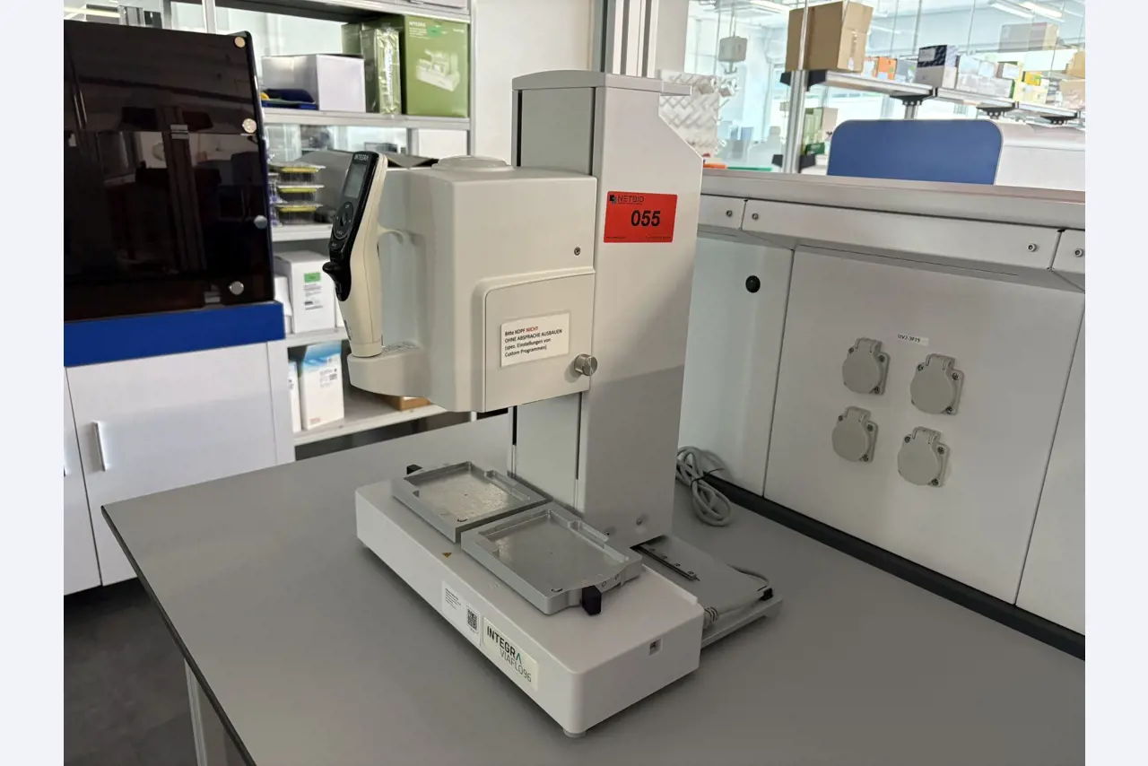 High-quality laboratory and analysis equipment-2
