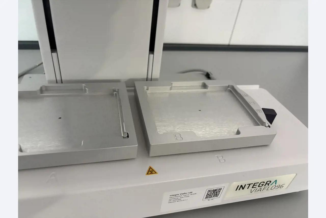 High-quality laboratory and analysis equipment-5