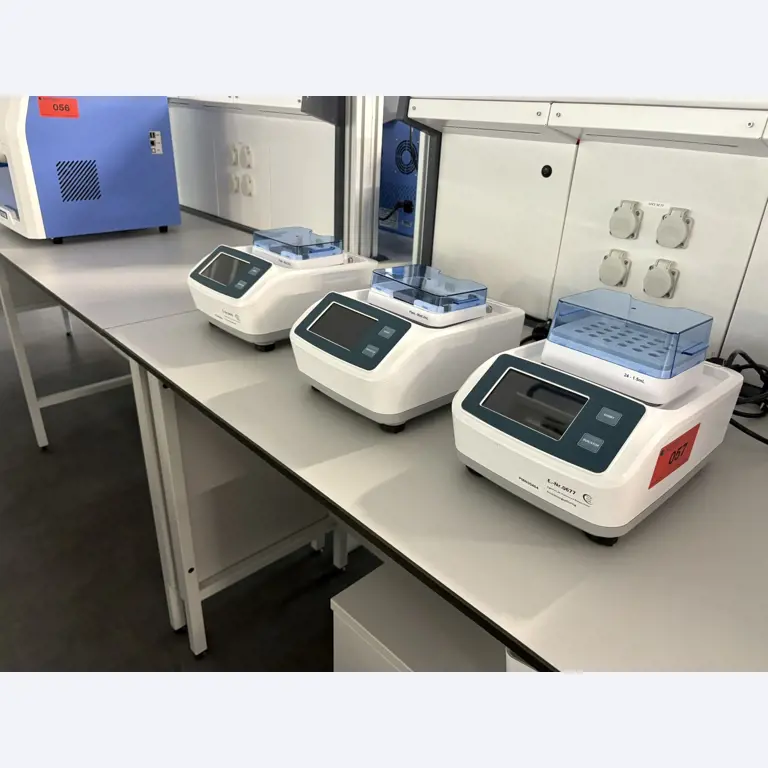 Visokokakovostna laboratorijska in analitska oprema-2