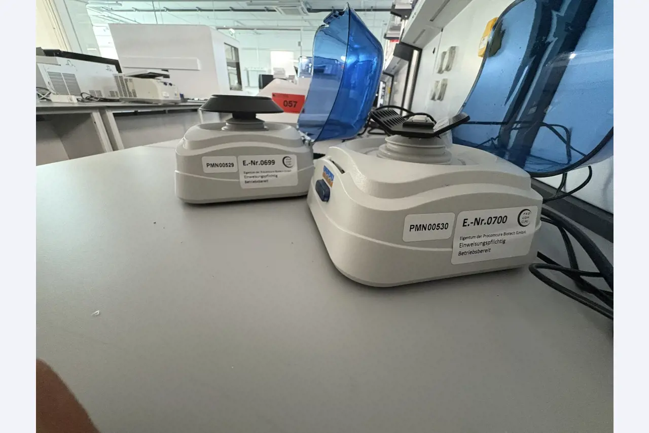 High-quality laboratory and analysis equipment-1