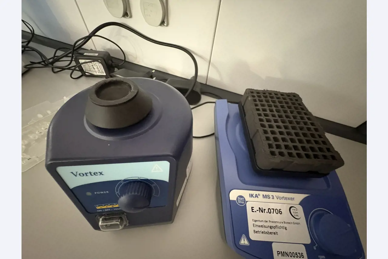 High-quality laboratory and analysis equipment-3