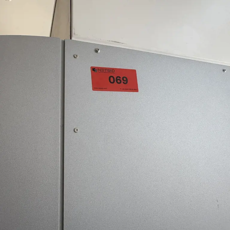 Sistema de manuseamento de líquidos TECAN FLUENT 480