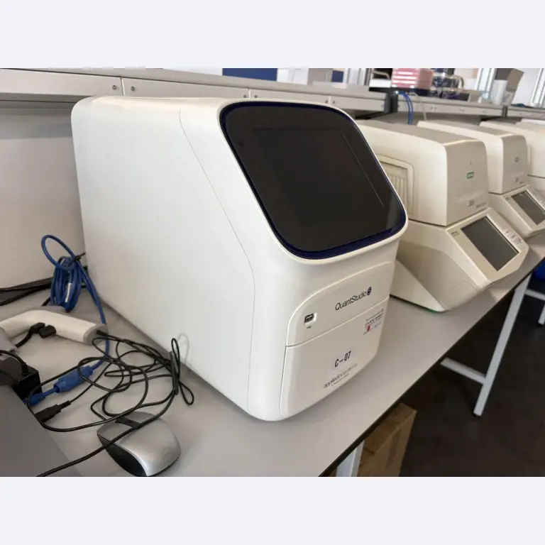 High-quality laboratory and analysis equipment-4