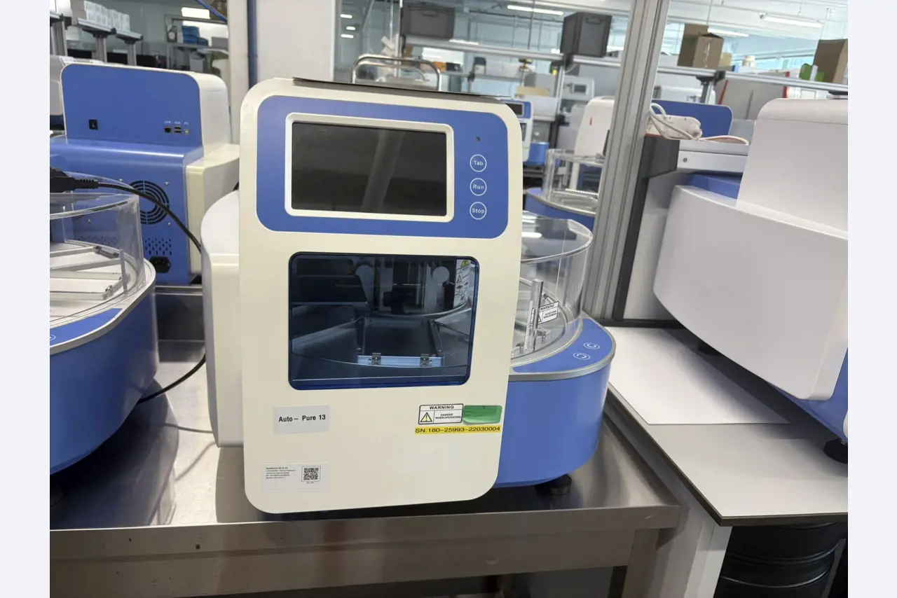 High-quality laboratory and analysis equipment-4