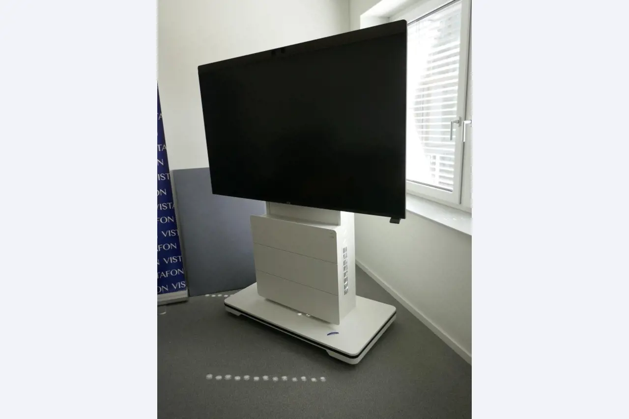 Operating and office equipment-15