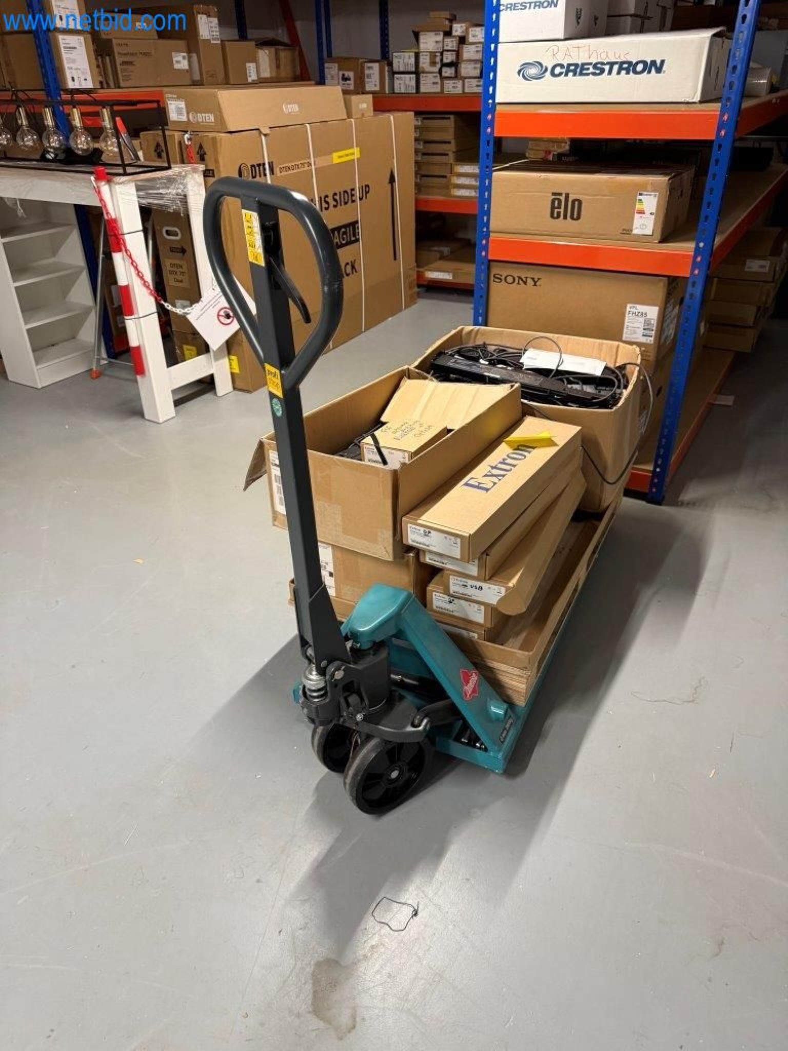 Equipamento operacional e de escritório-1