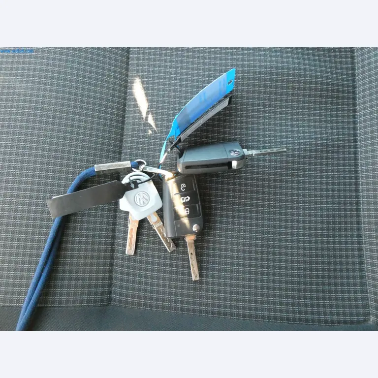 BGA und Warenvorräte wie Konferenztischsystem und Medientechnik -20