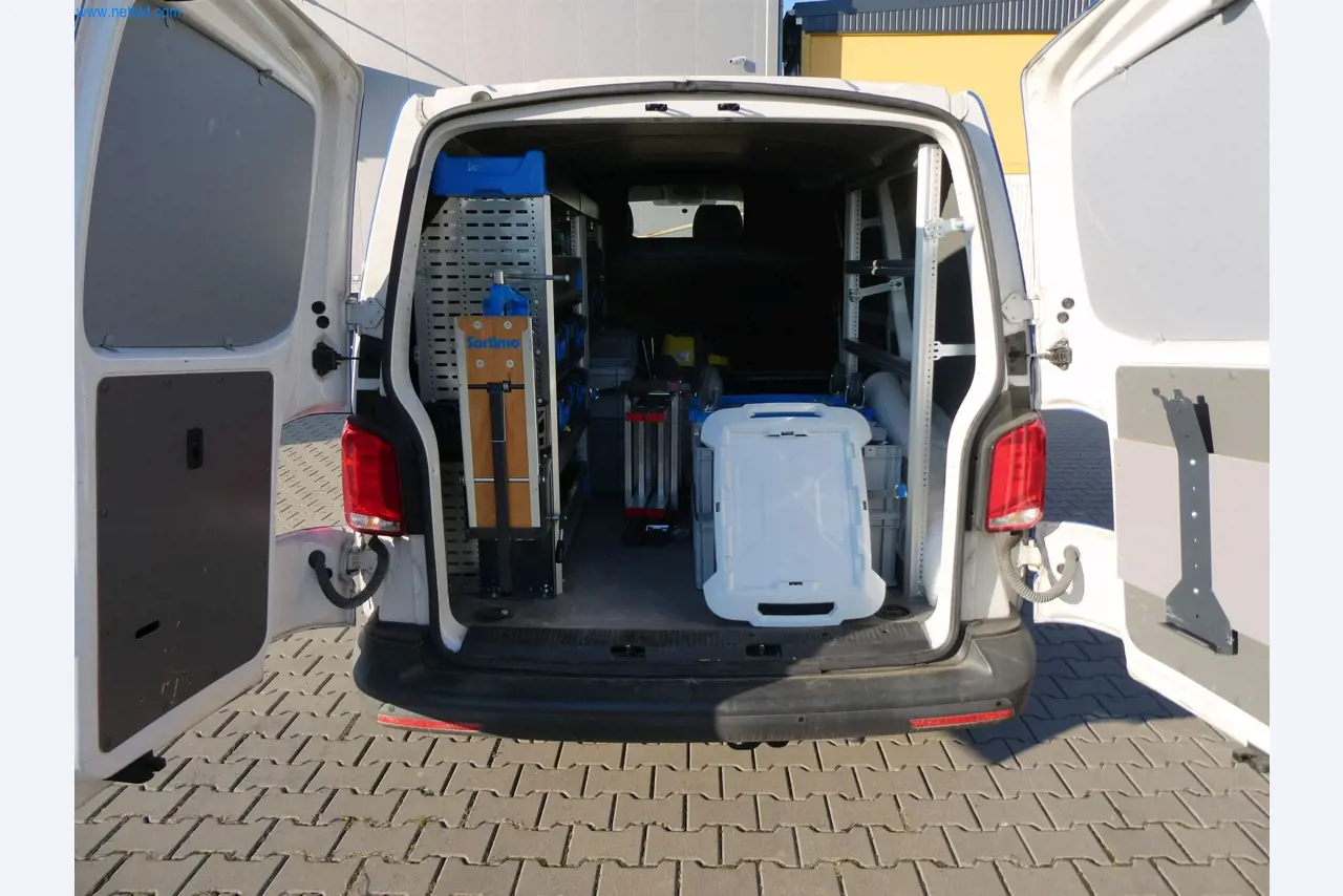 BGA und Warenvorräte wie Konferenztischsystem und Medientechnik -22