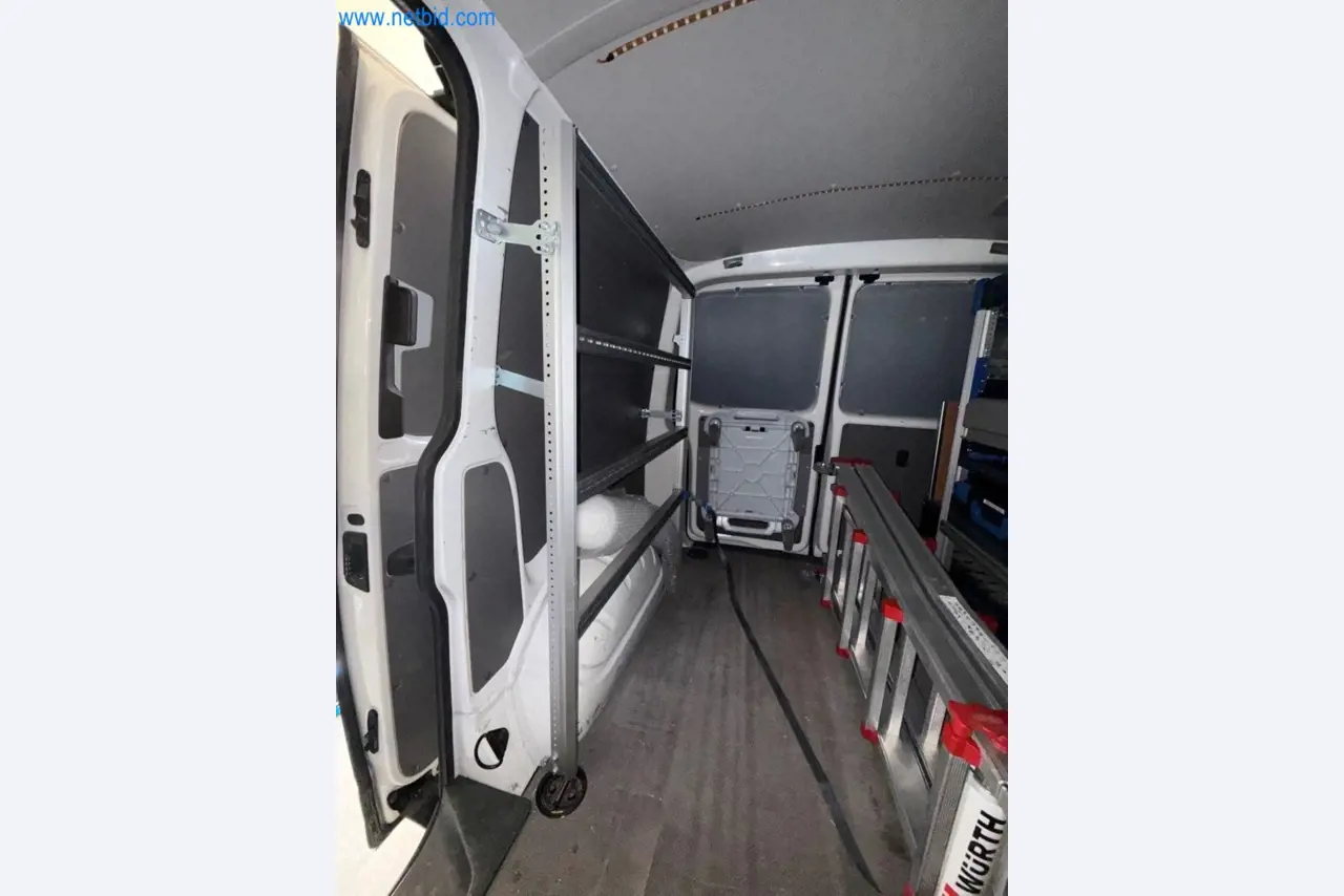 BGA und Warenvorräte wie Konferenztischsystem und Medientechnik -24