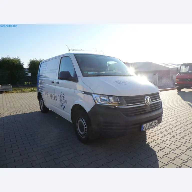 BGA und Warenvorräte wie Konferenztischsystem und Medientechnik -2