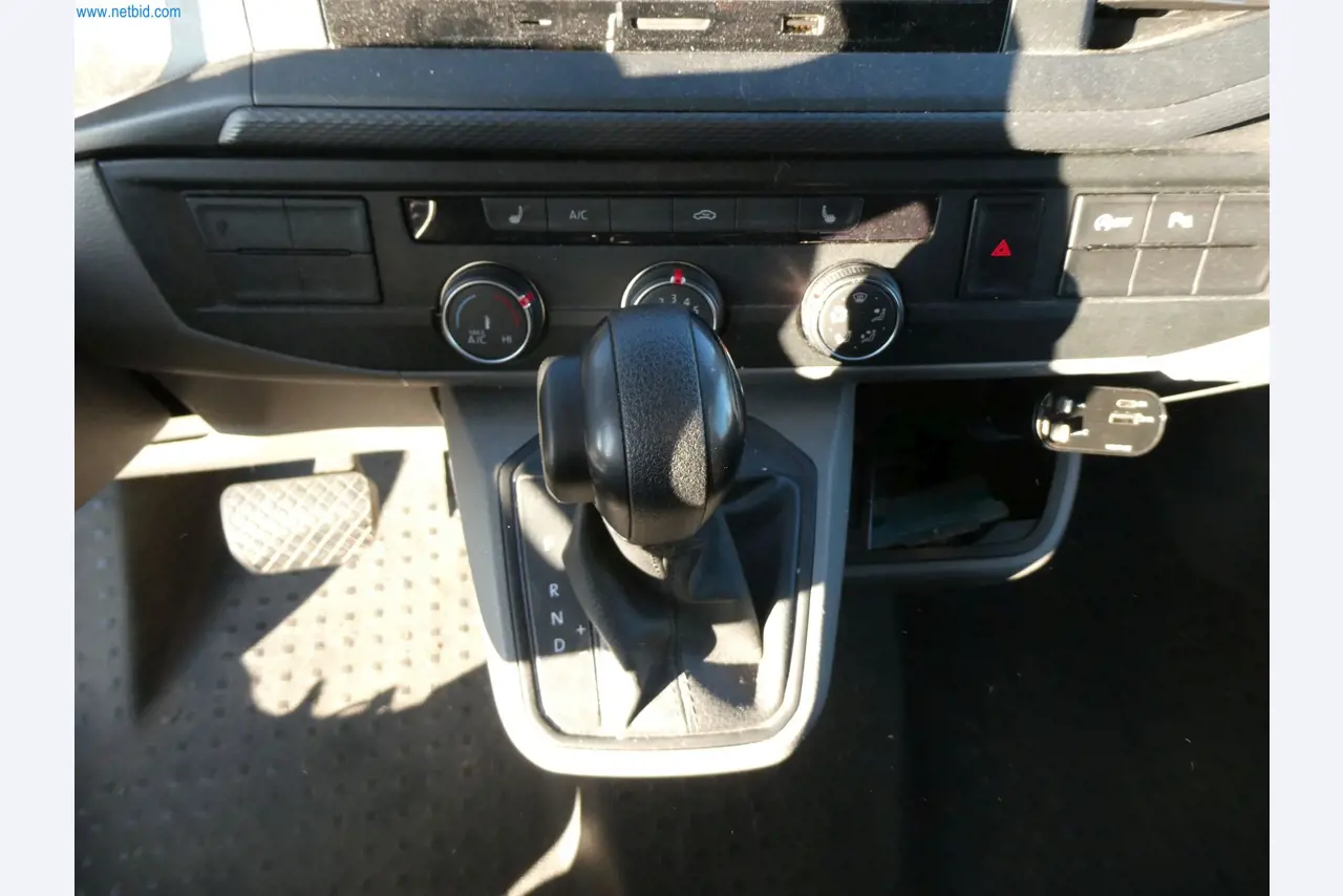 BGA und Warenvorräte wie Konferenztischsystem und Medientechnik -5