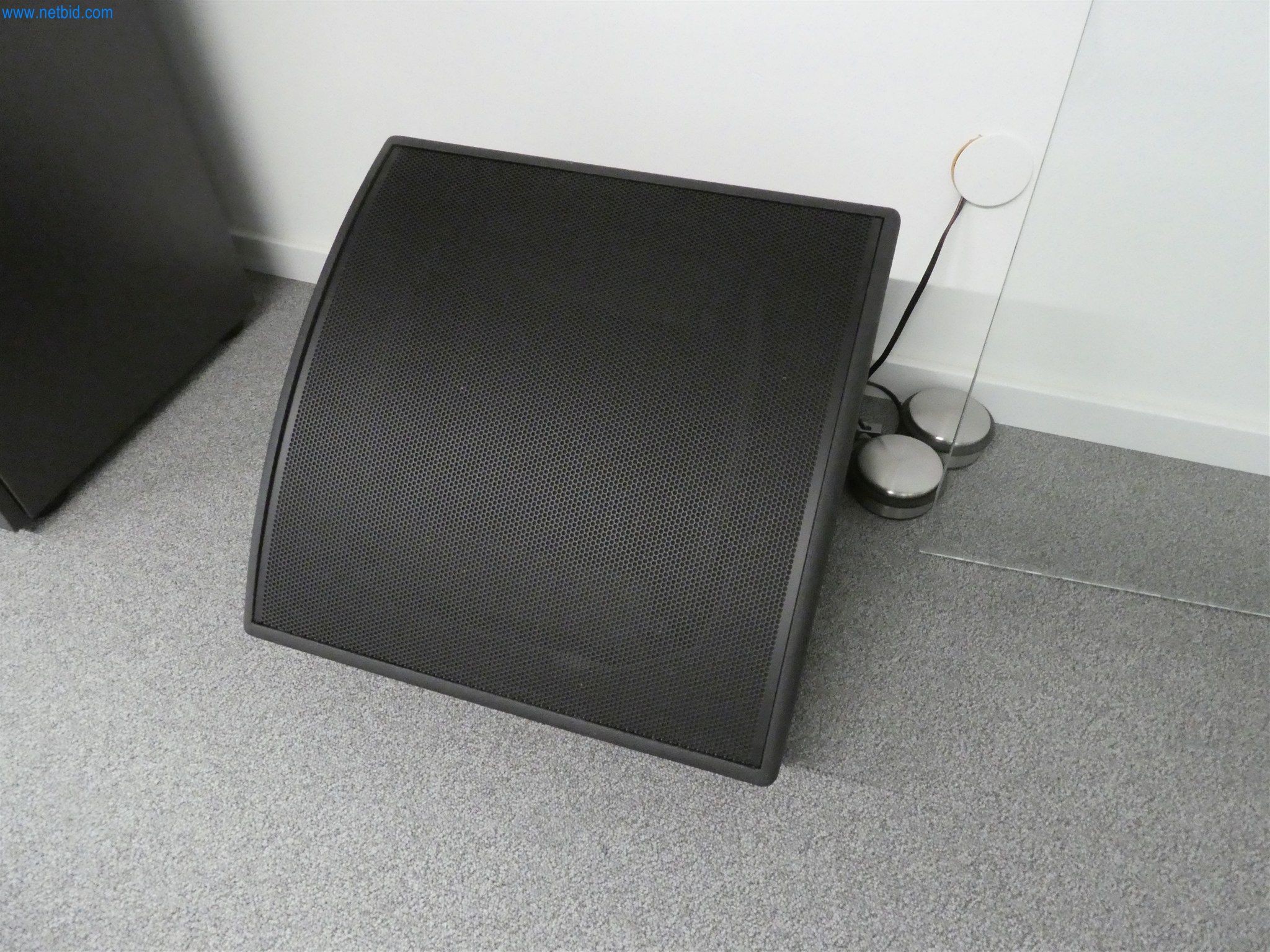 Matériel d'exploitation et de bureau-1