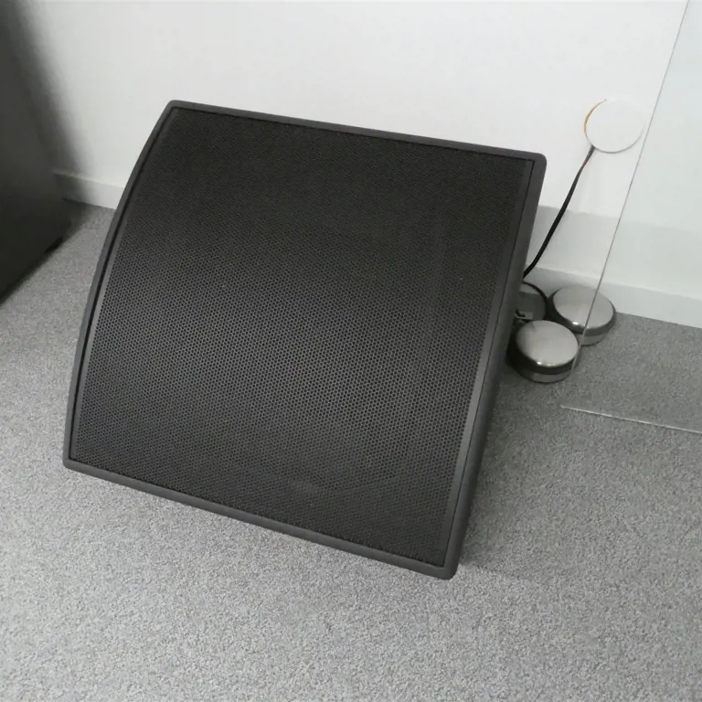 2 Altavoz de pared Bose AMM112 Multipurpose