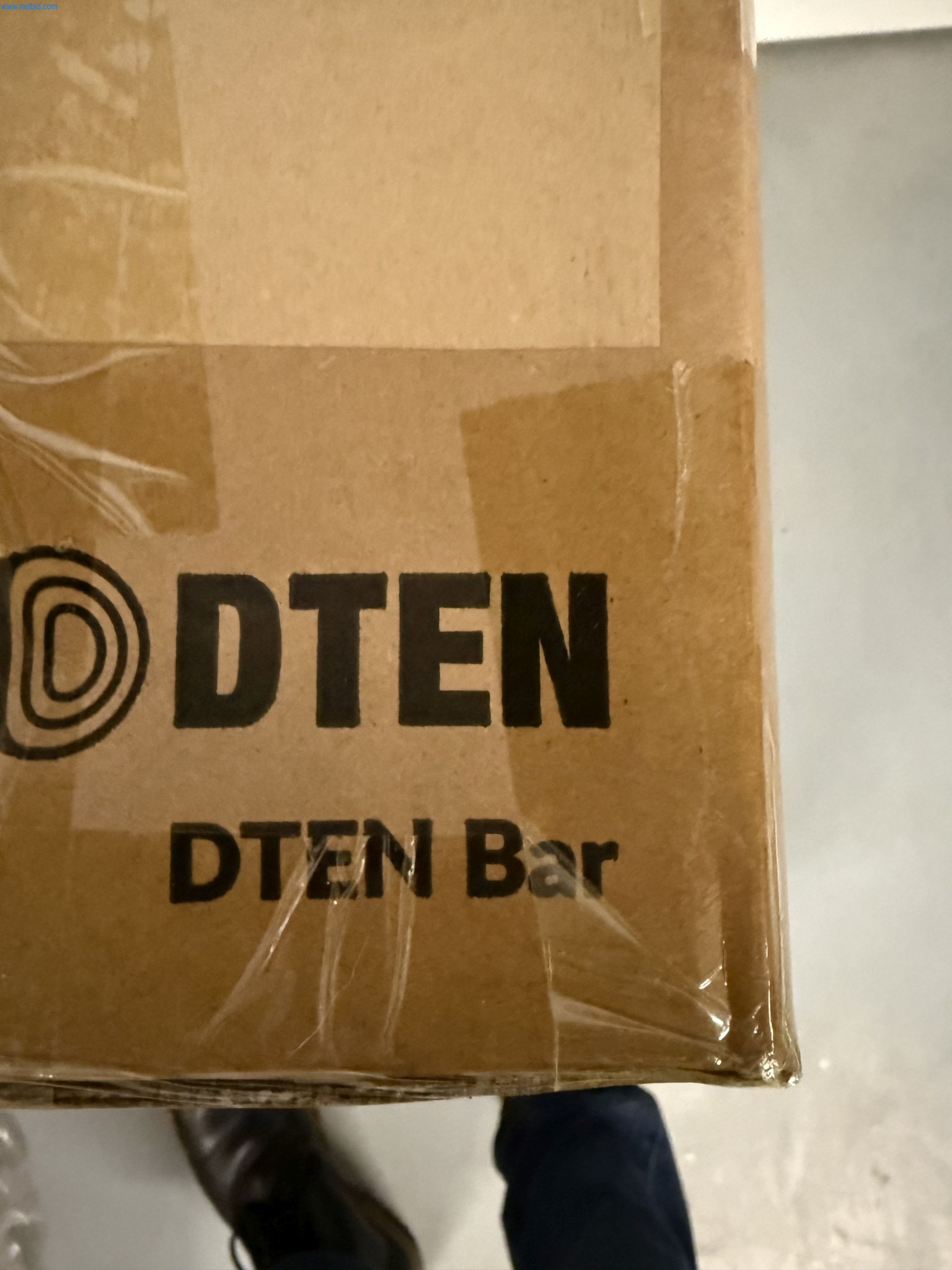 BGA und Warenvorräte wie Konferenzsystem und Medientechnik -3